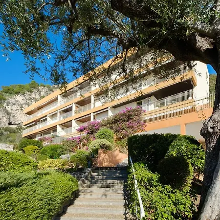 Le Clos Charmerade شقة